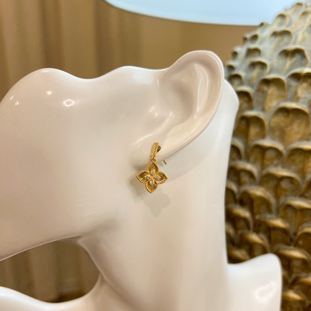 18K Real Gold Flower set pendant and earrings